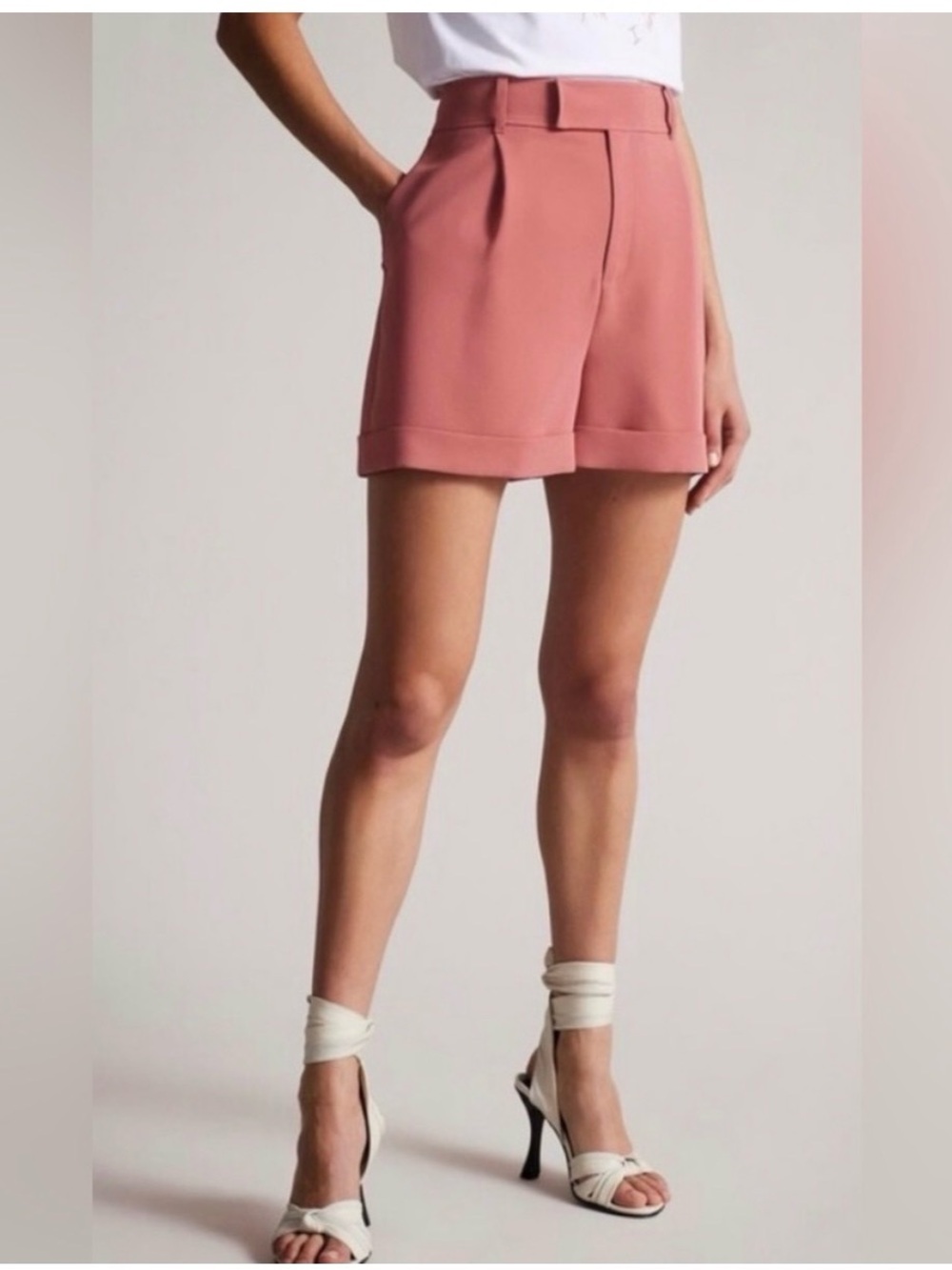 Ted Baker Kelsyas Pleat Shorts Mid-Pink